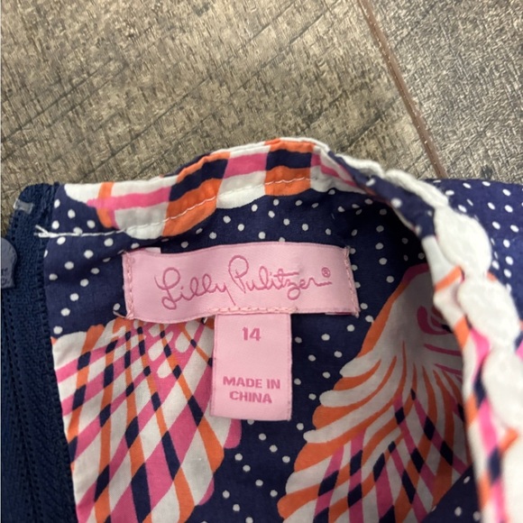 Kids Lilly Pulitzer Navy and Pink seashell Pattern shift Dress - Picture 5 of 6